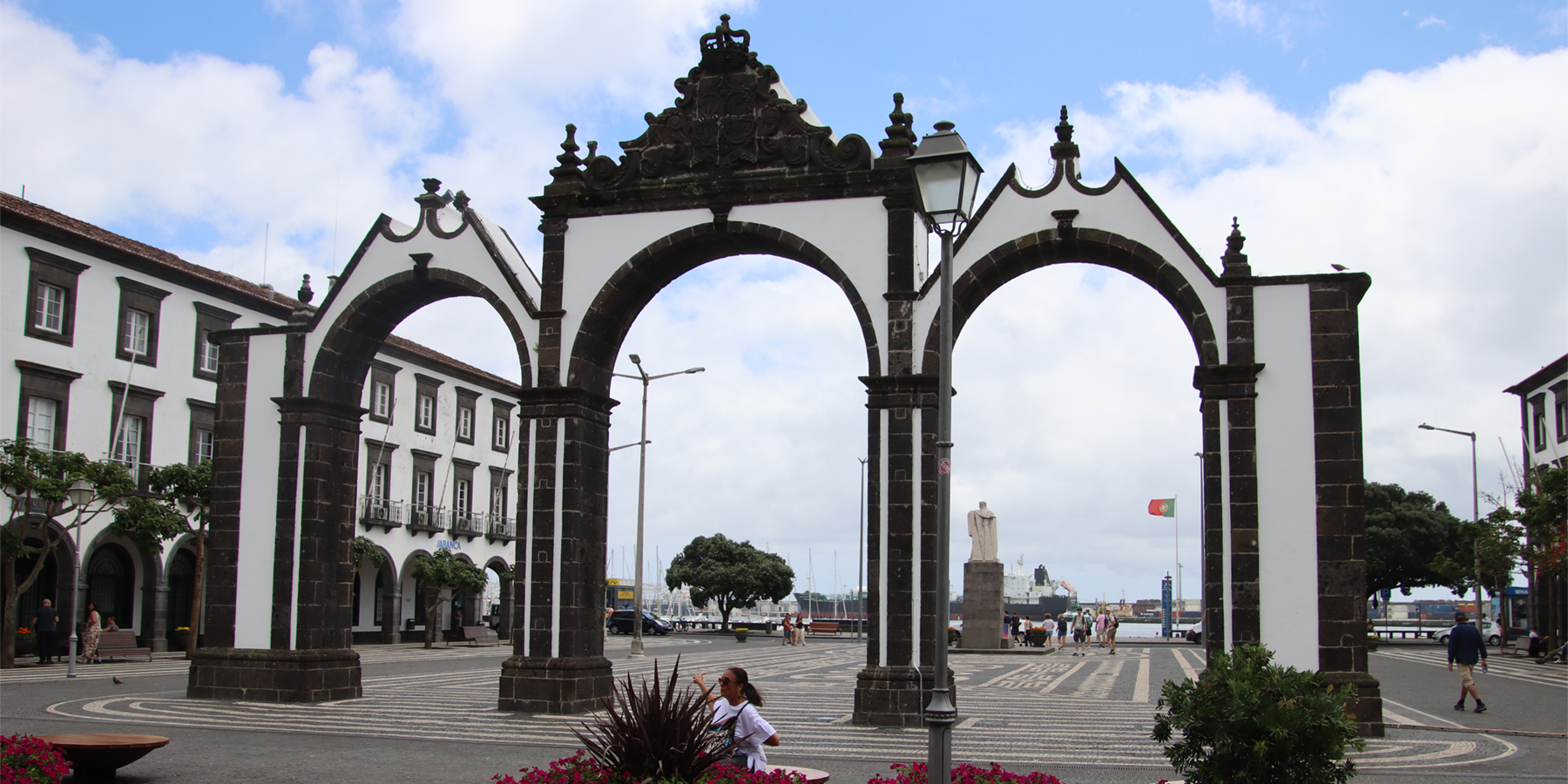 gates
